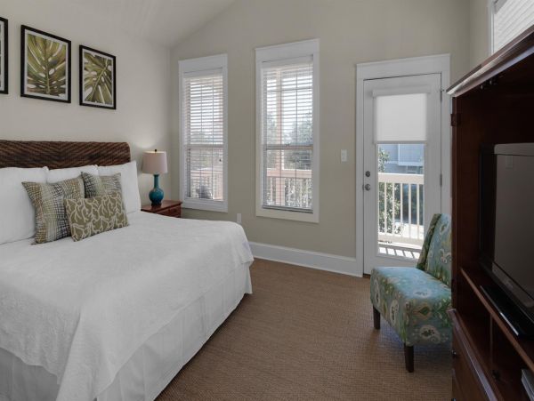 Santa Rosa Beach 7 Bedroom Lake View Vacation Home