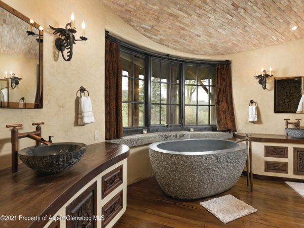 Snowmass Home 987103