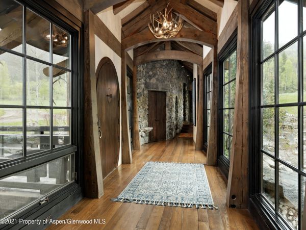 Snowmass Home 987103