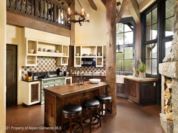 Snowmass Home 987103