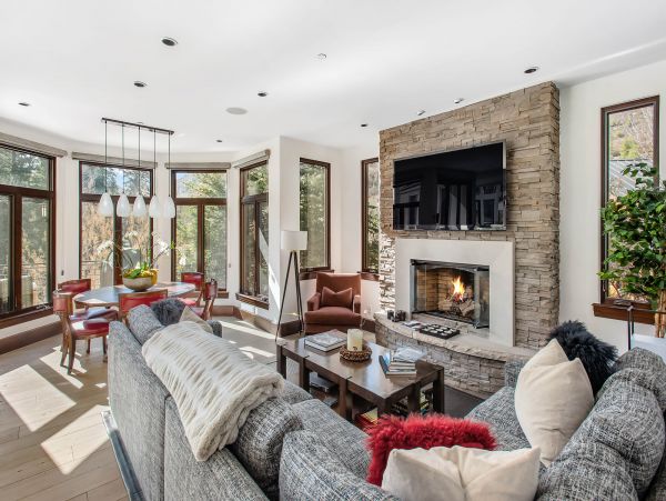 Snowmass Home 987105