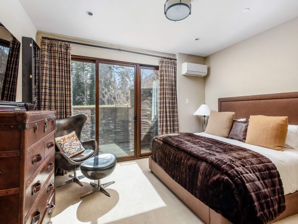 Snowmass Home 987105
