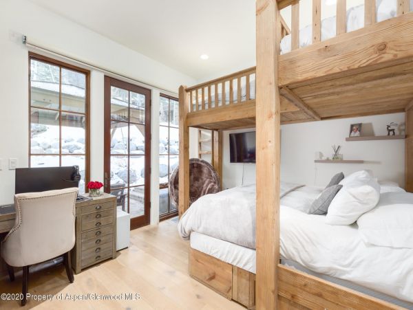 Snowmass Home 987109