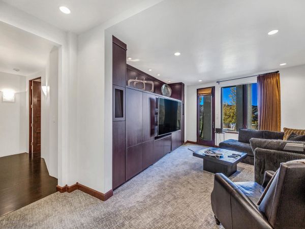 Snowmass Home 987123