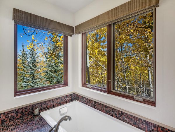 Snowmass Home 987123