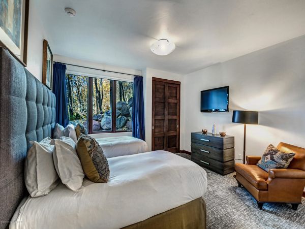 Snowmass Home 987123