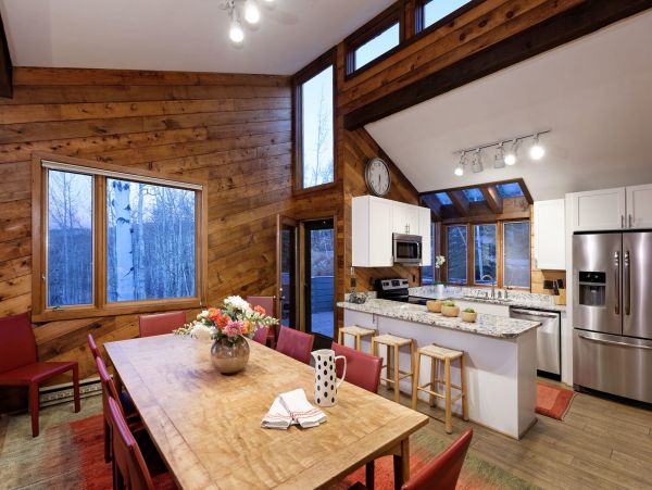 Snowmass Home 987124