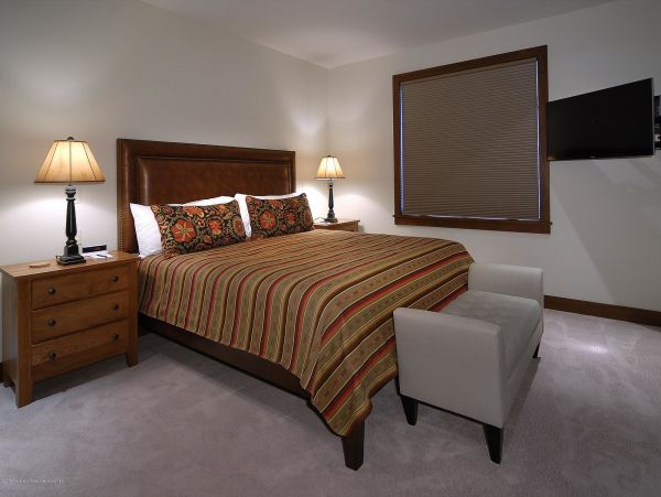 Snowmass Home 987125