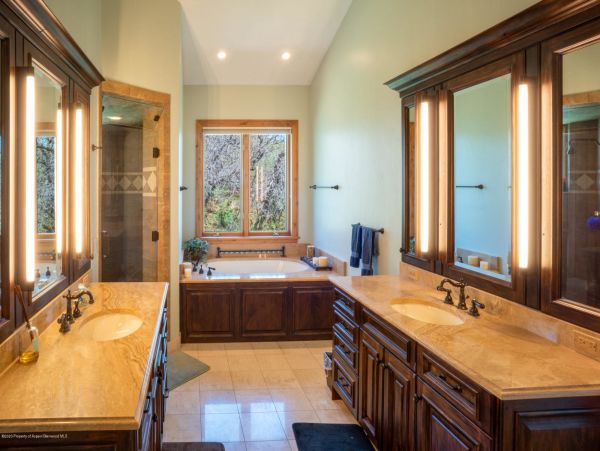 Snowmass Home 987129
