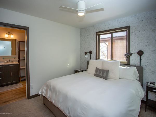 Snowmass Home 987130
