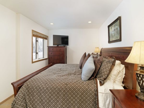 Snowmass Home 987131