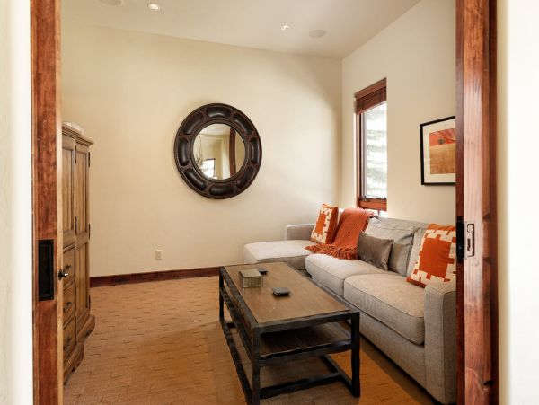 Snowmass Home 987140