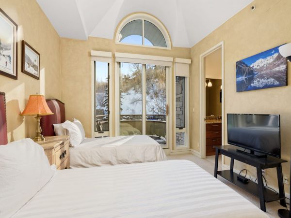 Snowmass Home 987143