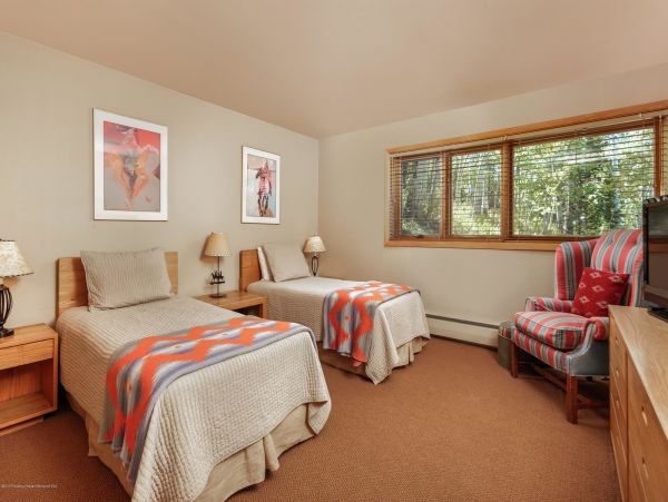 Snowmass Home 987150