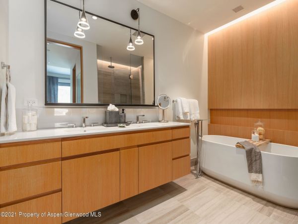 Snowmass Home 987161