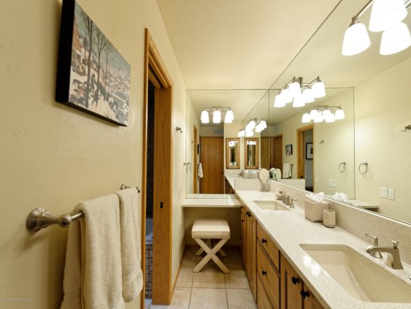 Snowmass Home 987173