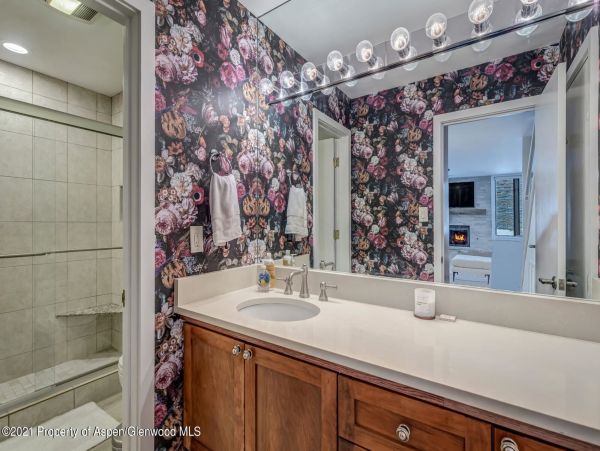 Snowmass Home 987178