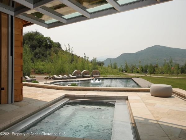 Snowmass Home 987196