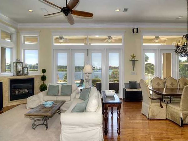 Luxury Three Bedroom Waterfront Home in Destin Pool & Spa