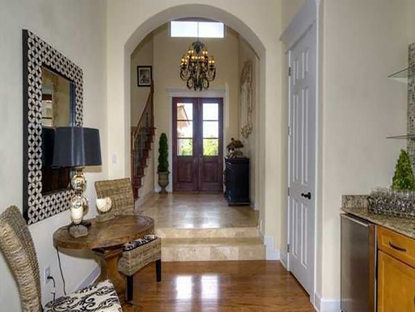 Luxury Three Bedroom Waterfront Home in Destin Pool & Spa