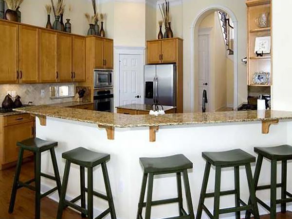 Luxury Three Bedroom Waterfront Home in Destin Pool & Spa