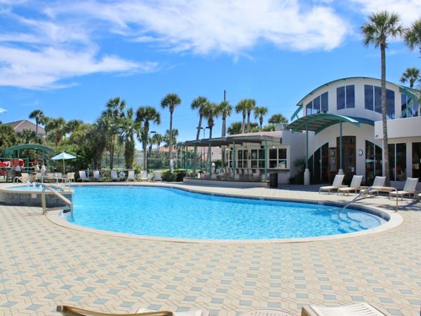 Luxury Three Bedroom Waterfront Home in Destin Pool & Spa