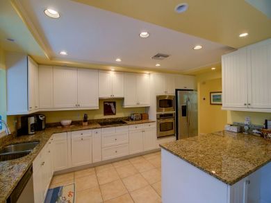 Walk to Beach Three Bedroom Vacation Rental Home in Sanibel