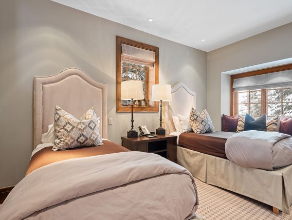Beaver Creek Vacation Home Five Bedroom Mountain Views