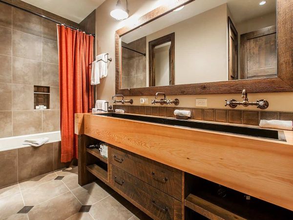 Beaver Creek Vacation Home Five Bedroom Mountain Views