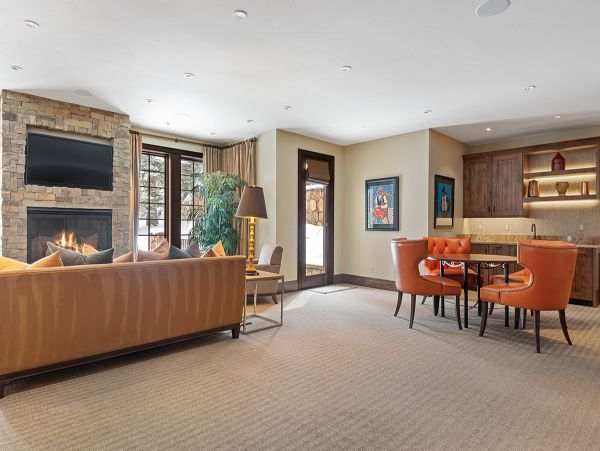Beaver Creek Vacation Home Five Bedroom Mountain Views