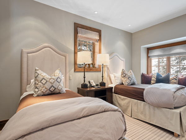 Beaver Creek Vacation Home Five Bedroom Mountain Views