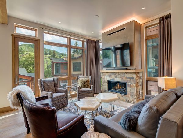 Mountain View Avon Vacation Condo Shuttle to Lift