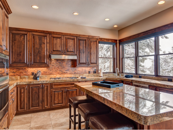 Luxury Breckenridge Ski Rental Shuttle to Lifts Sleeps 16