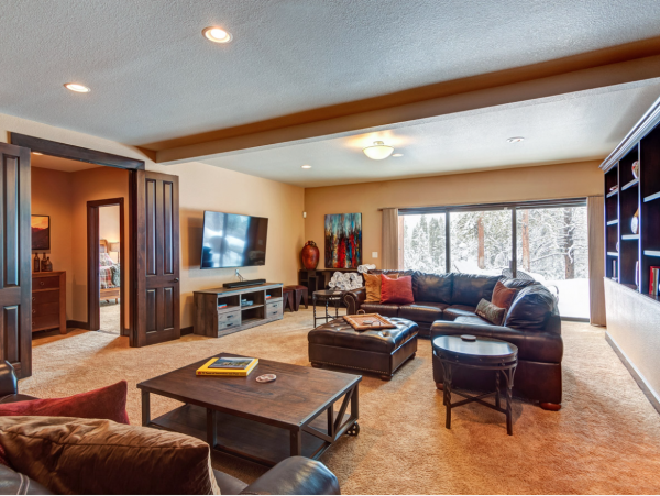 Luxury Breckenridge Ski Rental Shuttle to Lifts Sleeps 16