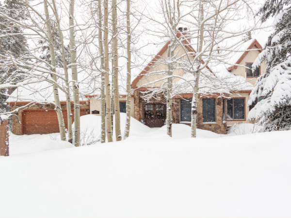 Luxury Breckenridge Ski Rental Shuttle to Lifts Sleeps 16