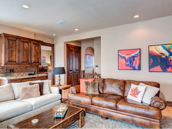 Luxury Breckenridge Ski Rental Shuttle to Lifts Sleeps 16