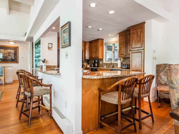 Beautiful Vail Vacation Home Mountain Views Sleeps 10 Guests