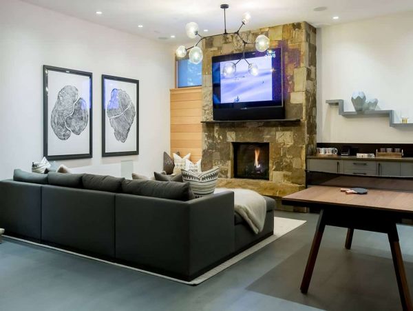 Luxury Lionshead Forest Rd Vacation Home 50 yards to Slopes