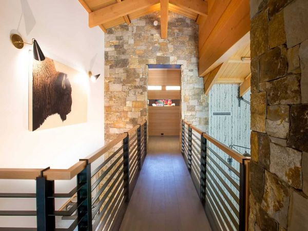 Luxury Lionshead Forest Rd Vacation Home 50 yards to Slopes
