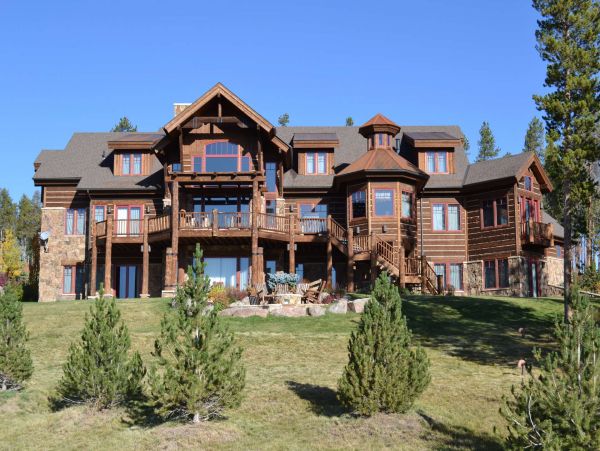Luxury Winter Park 7 Bedroom Home with Game Room & Views