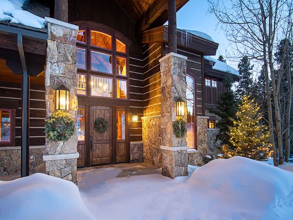 Luxury Winter Park 7 Bedroom Home with Game Room & Views