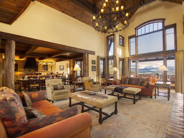 Luxury Winter Park 7 Bedroom Home with Game Room & Views