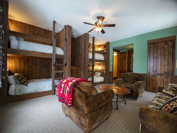 Luxury Winter Park 7 Bedroom Home with Game Room & Views