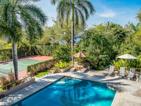 Oceanfront Estate with 3 Completes Homes in Punta Mita