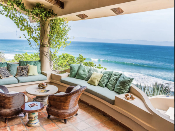 Oceanfront Estate with 3 Completes Homes in Punta Mita