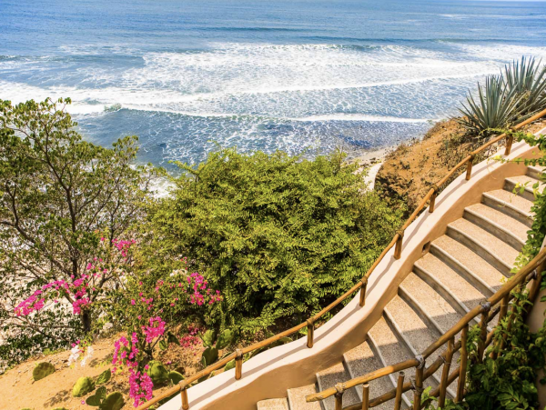 Oceanfront Estate with 3 Completes Homes in Punta Mita