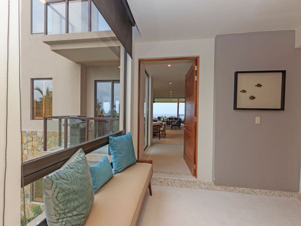 Short Walk to Beach Puerto Vallar Vacation Home Private Pool