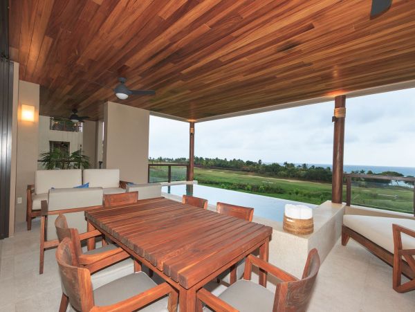 Short Walk to Beach Puerto Vallar Vacation Home Private Pool