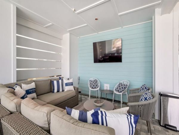 On Beach Luxury Seven Bedroom Home Private Pool