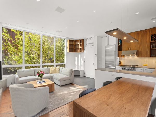 Aspen Home 987345